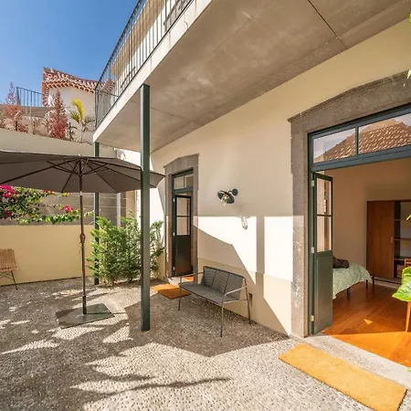 Ourmadeira - Chill Garden Apartment, Downtown Apartment